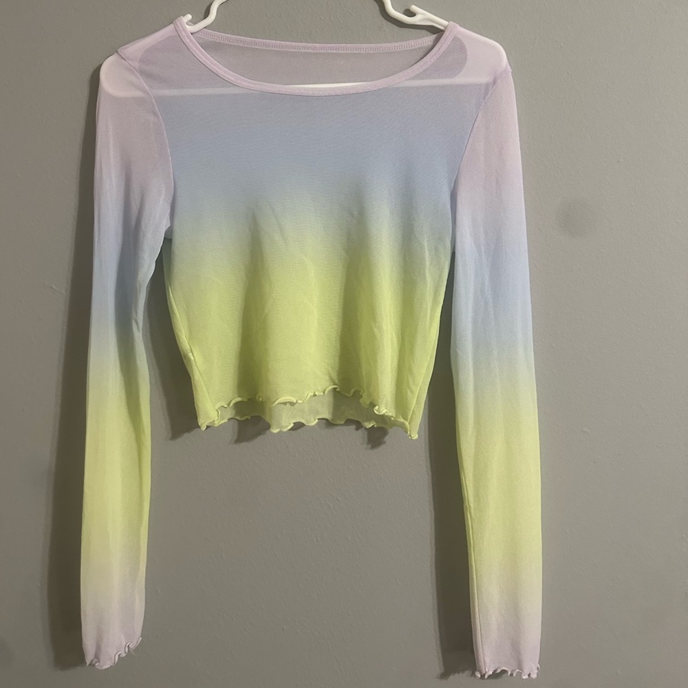 multi colored mesh top